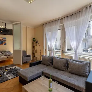 Location, Family Friendly Panorama View By Nw Appartamento Budapest